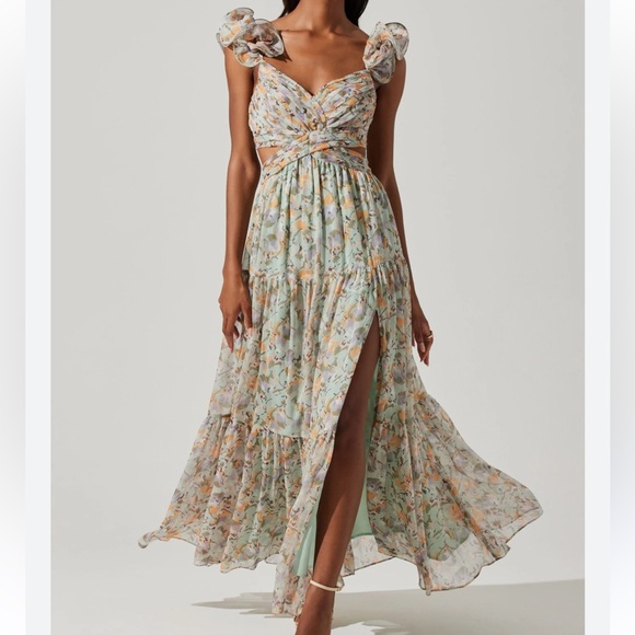 NEW Astr the Label Fritillaria Floral Maxi Dress - Picture 1 of 4